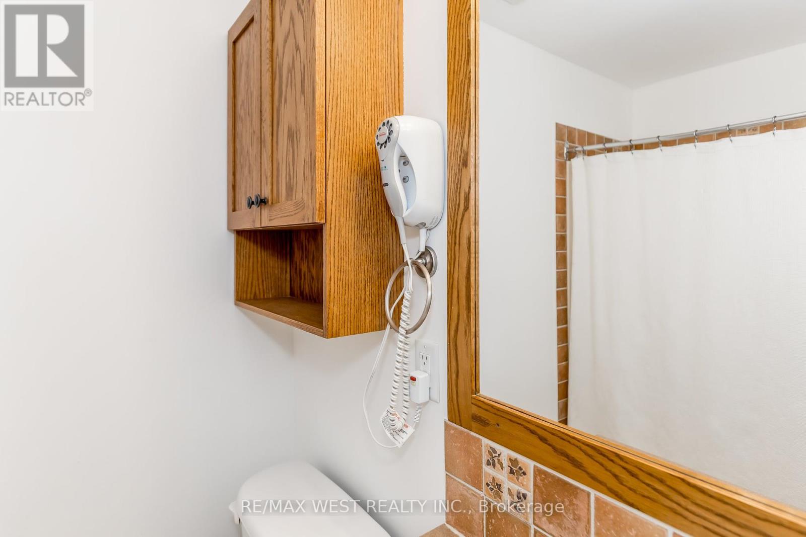 Photo 35 of 119 125 Fairway Court, Blue Mountains ON