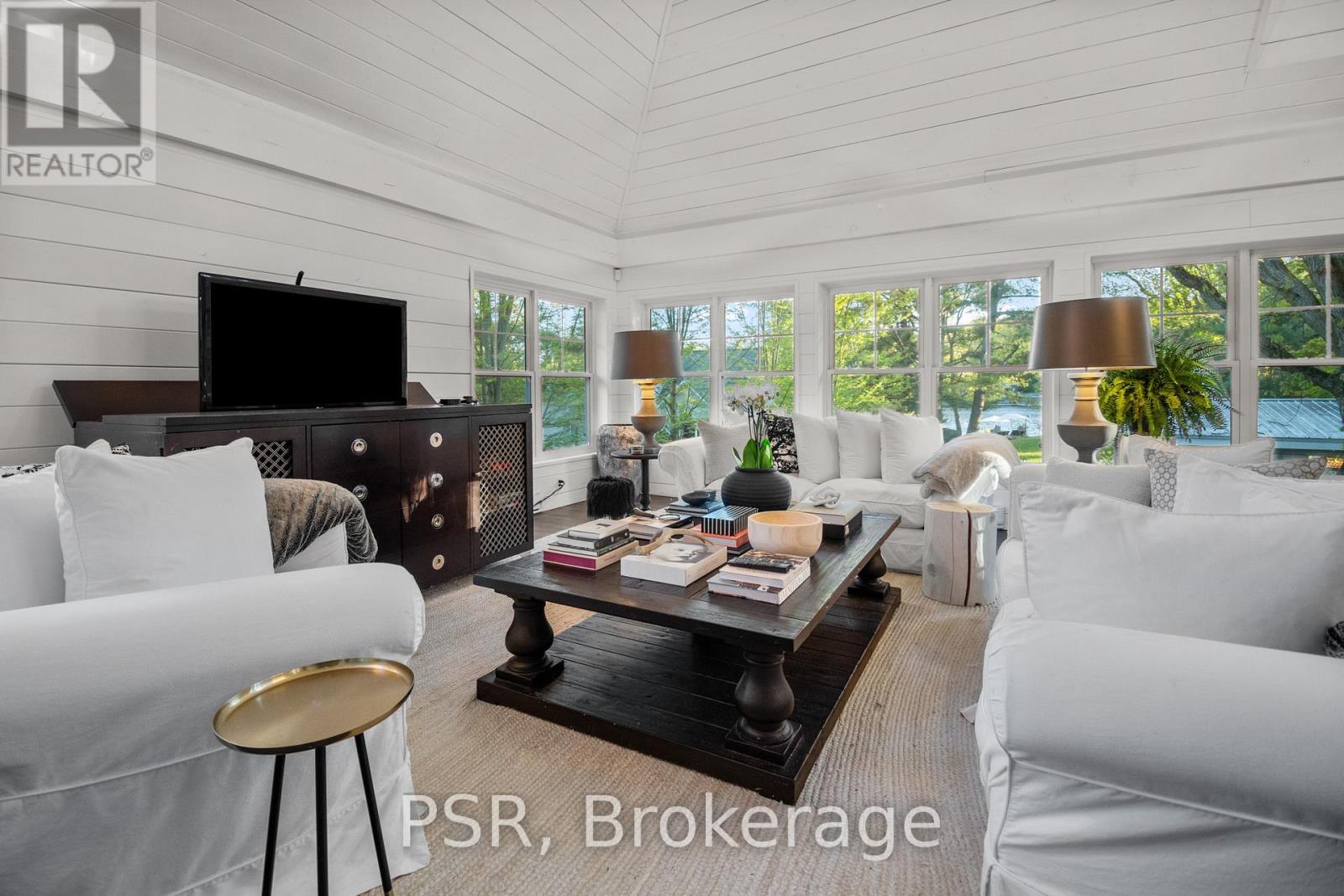 Photo 33 of 12 Harris Street, Muskoka Lakes ON