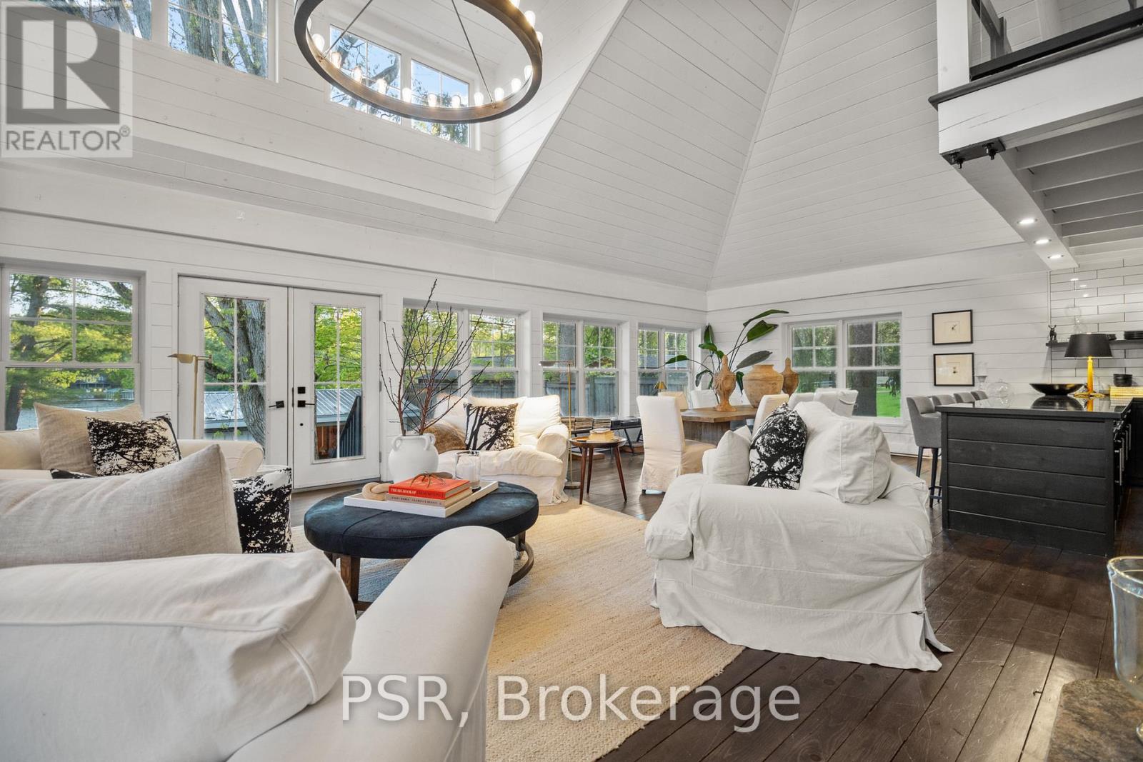 Photo 35 of 12 Harris Street, Muskoka Lakes ON