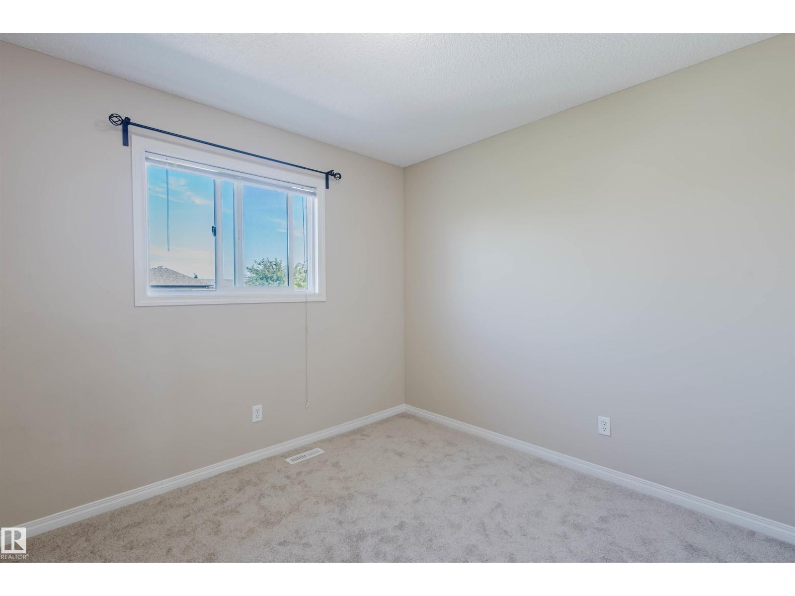 Photo 21 of 9235 Scott Ln Nw, Edmonton AB