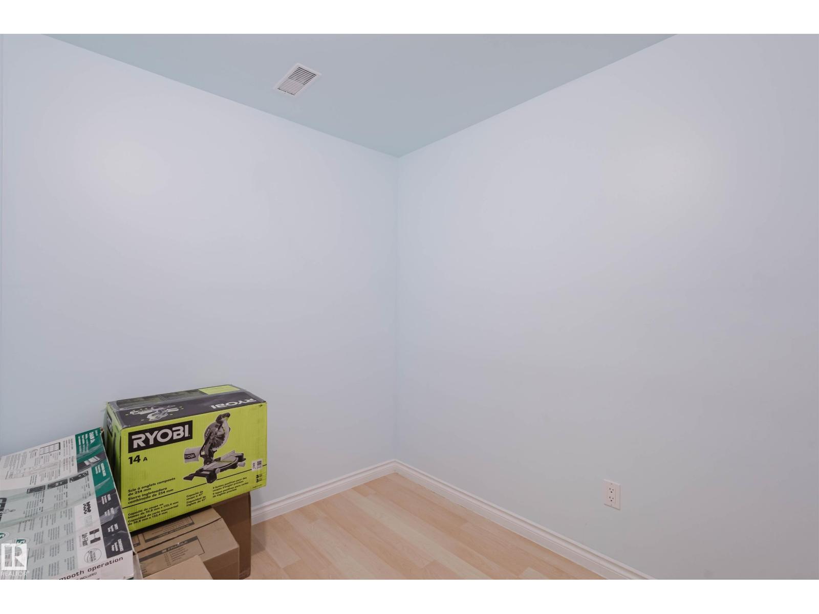 Photo 29 of 9235 Scott Ln Nw, Edmonton AB