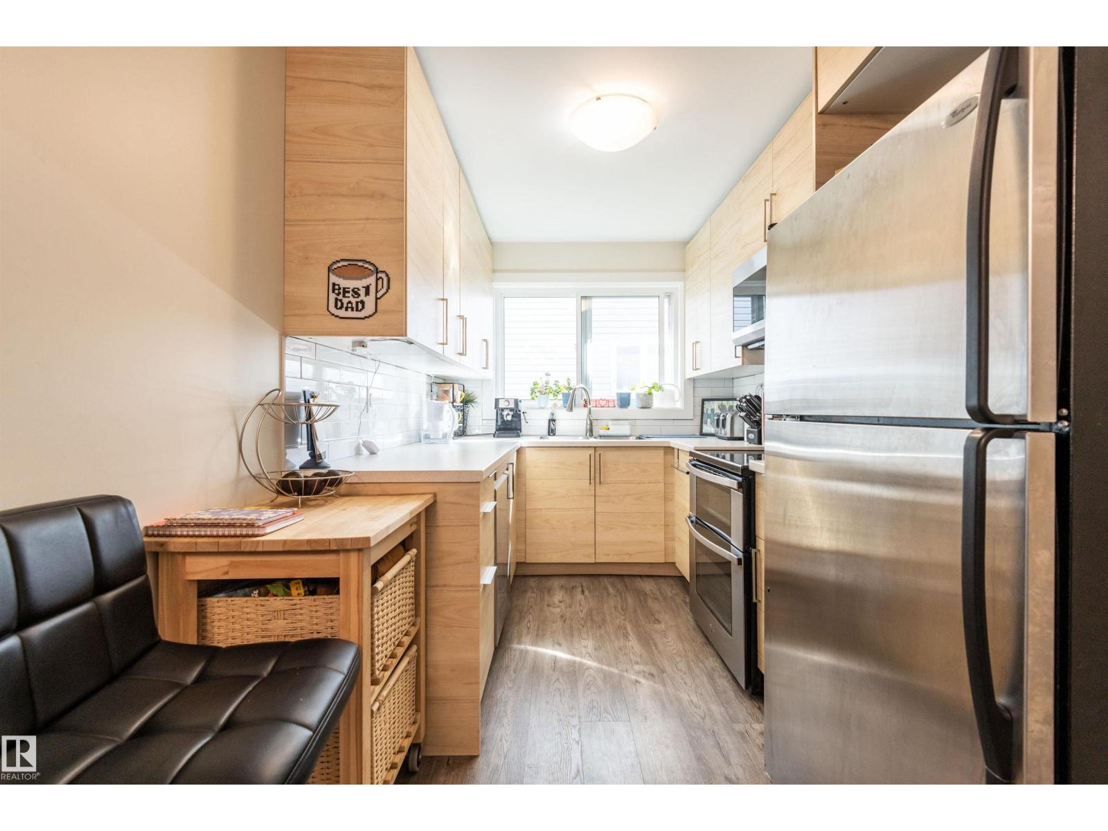 Photo 10 of 7229 83 Av Nw, Edmonton AB