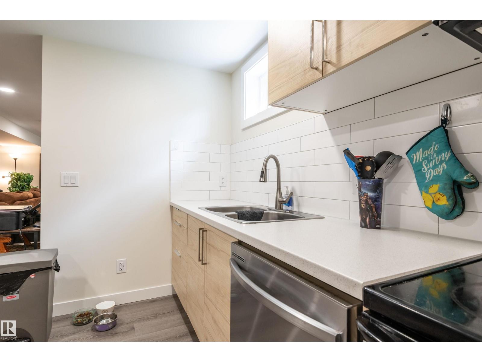 Photo 35 of 7229 83 Av Nw, Edmonton AB