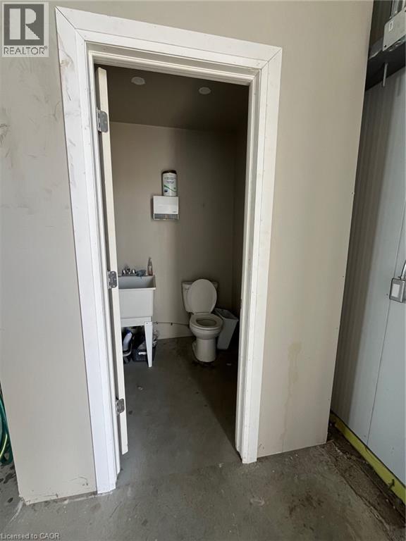 Photo 5 of 395 Anchor Road Unit 5, Hamilton ON