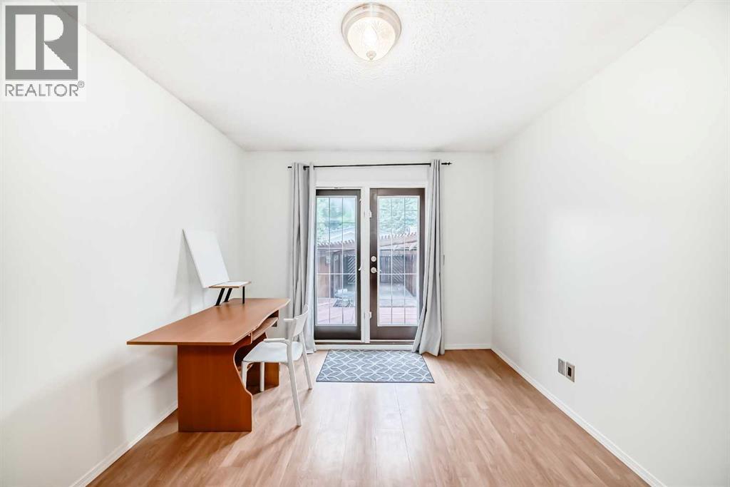 Single Family House Bi-level for Sale in   Avenue NW Bowness Calgary 