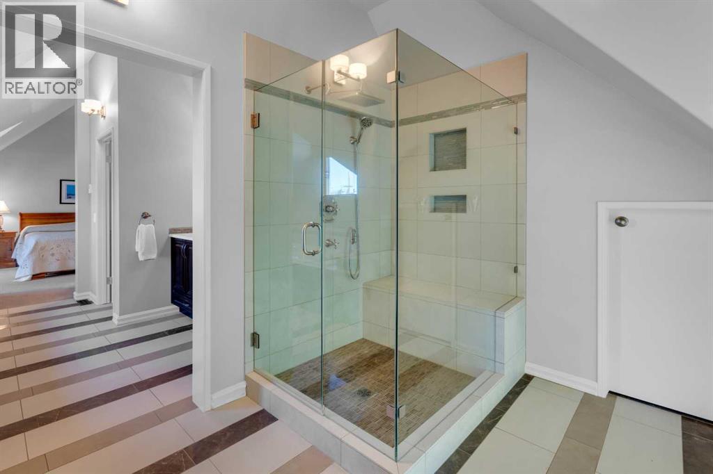 Single Family House for Sale in  Gladstone Road NW Hillhurst Calgary 