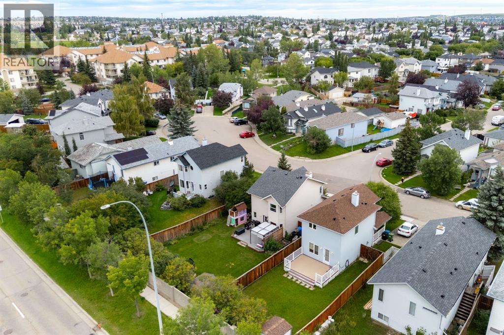 Single Family House for Sale in  Harvest Rose Circle NE Harvest Hills Calgary 