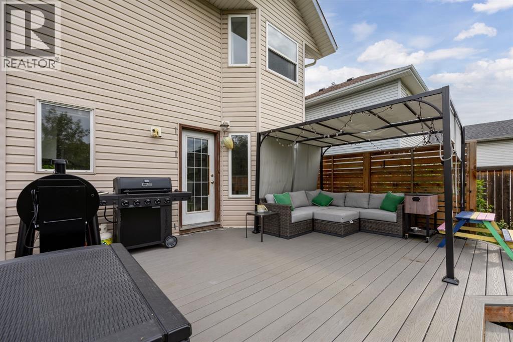 Single Family House for Sale in  Harvest Rose Circle NE Harvest Hills Calgary 