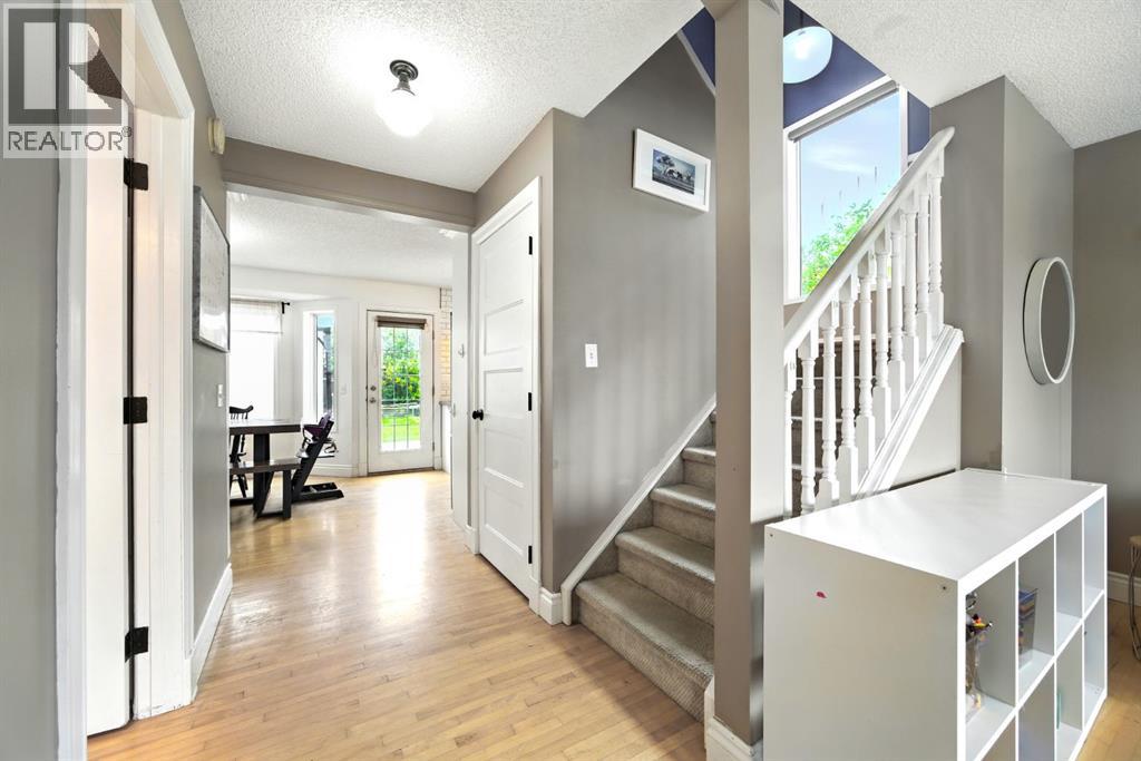 Single Family House for Sale in  Harvest Rose Circle NE Harvest Hills Calgary 