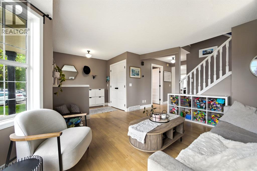 Single Family House for Sale in  Harvest Rose Circle NE Harvest Hills Calgary 
