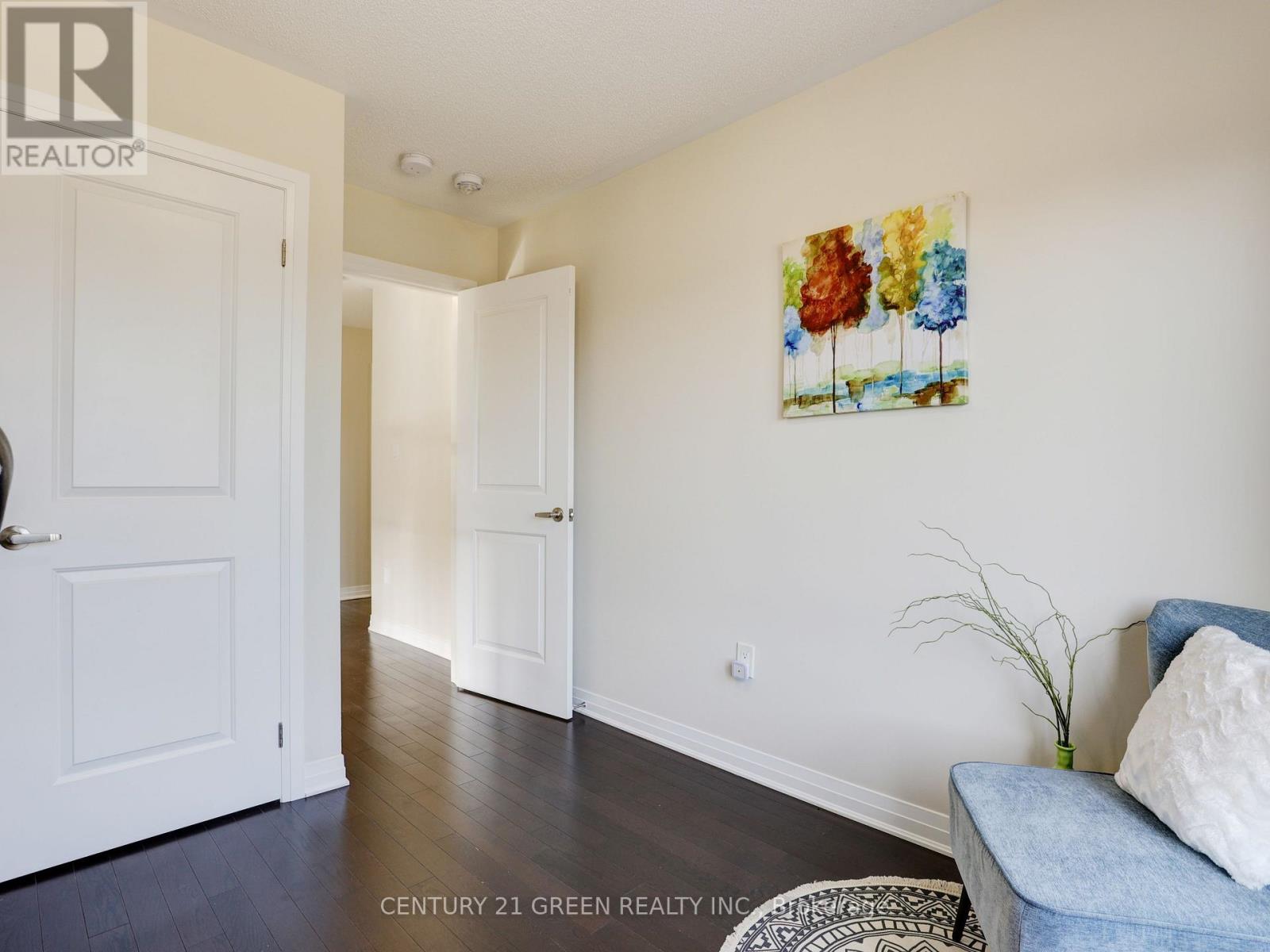 Photo 29 of 4 Slater Street, Cambridge ON