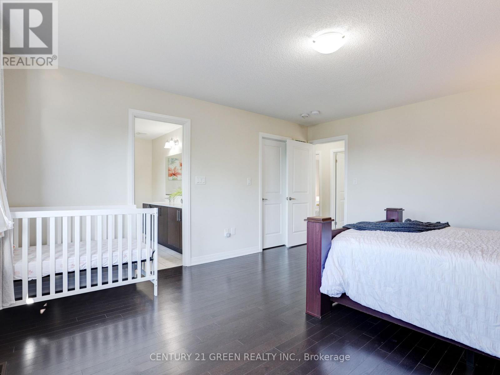 Photo 39 of 4 Slater Street, Cambridge ON