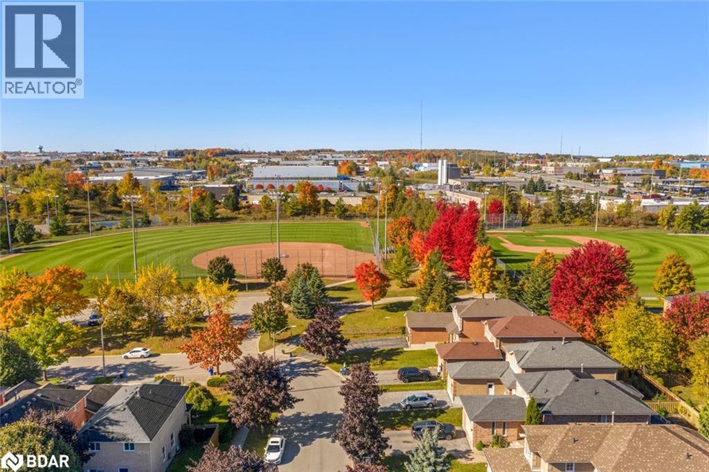 Photo 15 of 41 Widgeon Street, Barrie ON