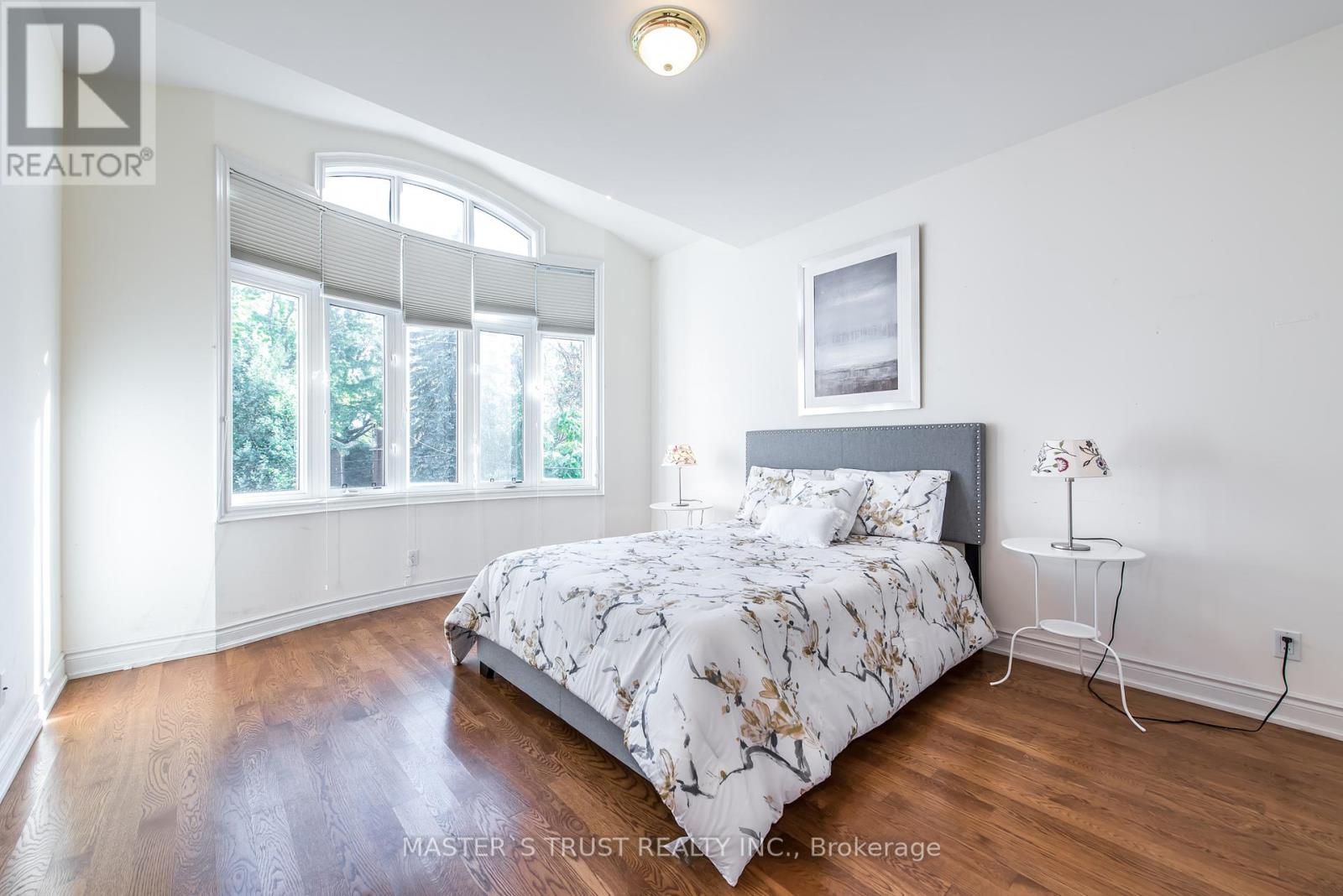 Photo 27 of 242 Empress Avenue, Toronto ON