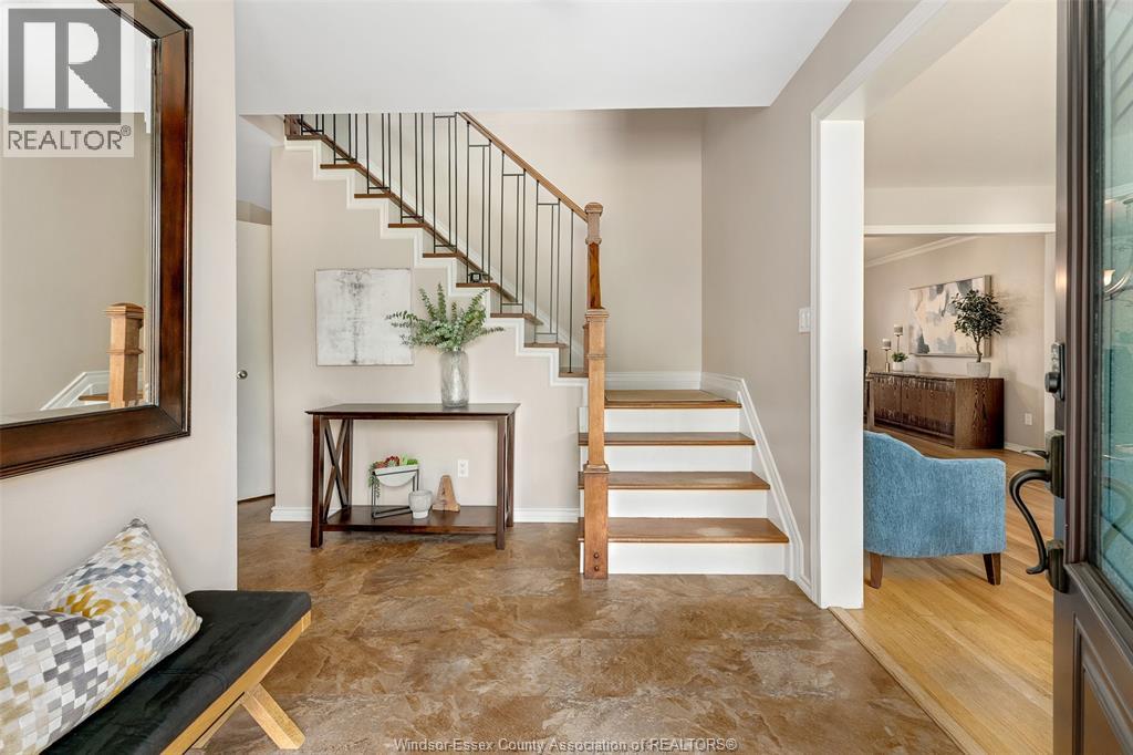 Photo 14 of 374 Ramblewood Drive, Lasalle ON