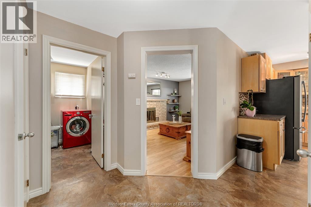 Photo 25 of 374 Ramblewood Drive, Lasalle ON