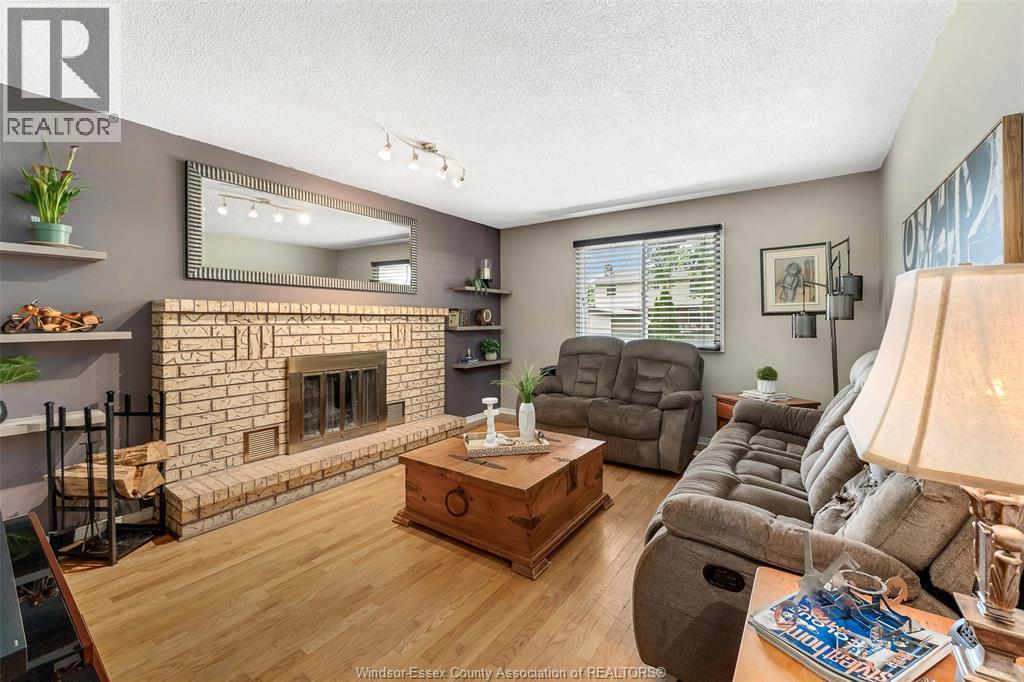 Photo 26 of 374 Ramblewood Drive, Lasalle ON