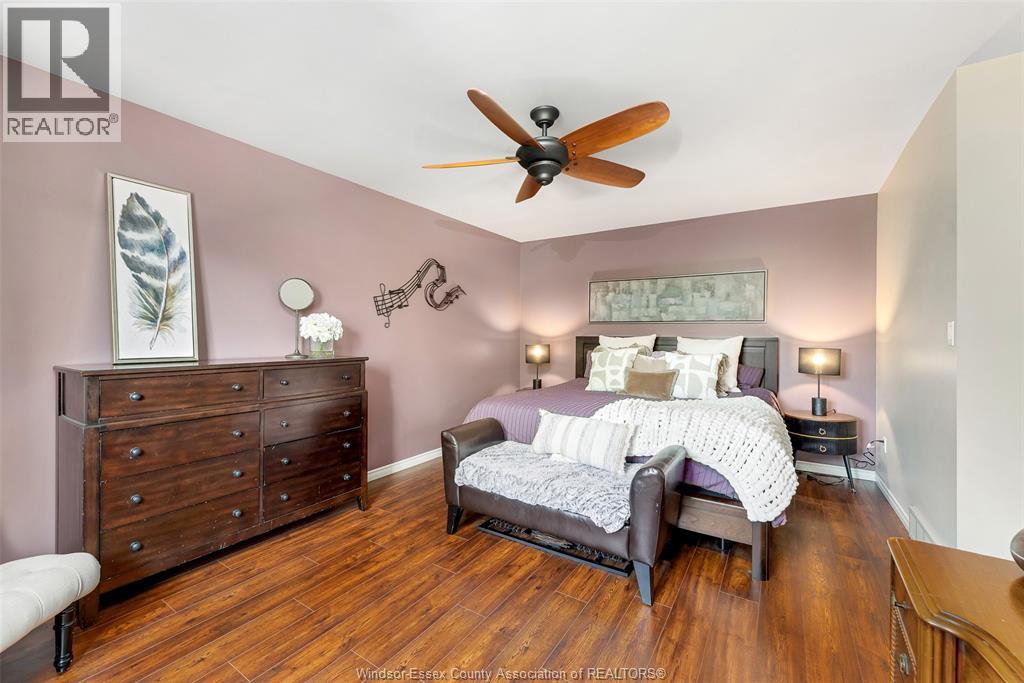Photo 33 of 374 Ramblewood Drive, Lasalle ON