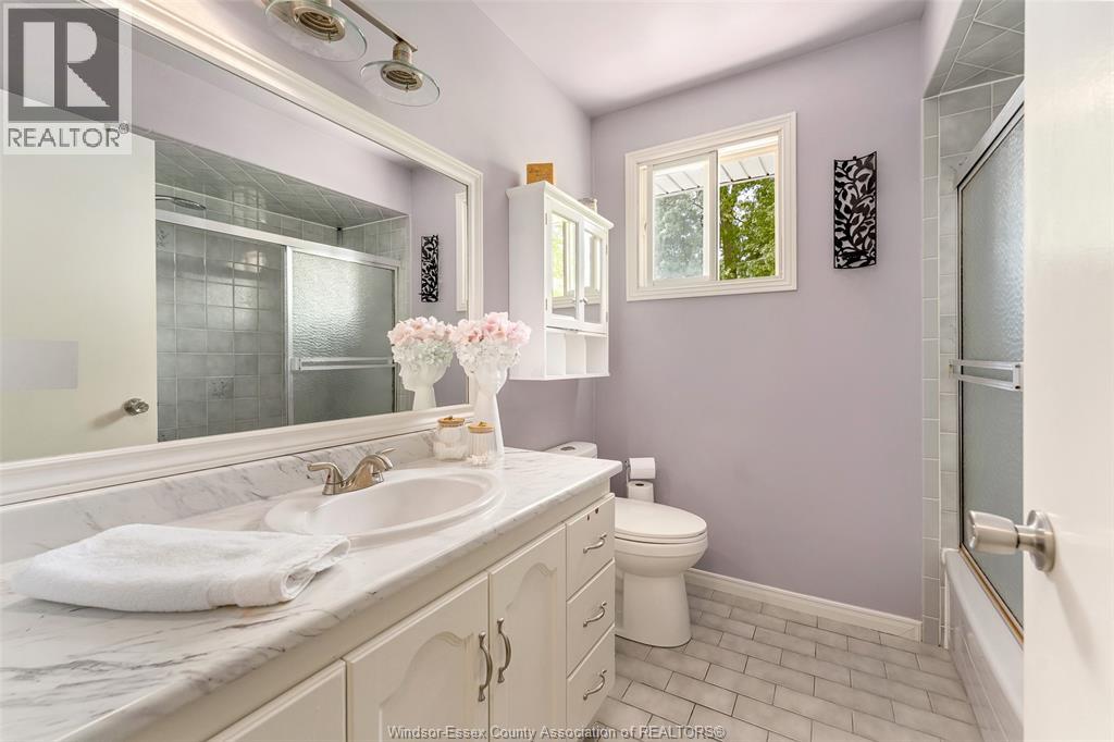 Photo 35 of 374 Ramblewood Drive, Lasalle ON
