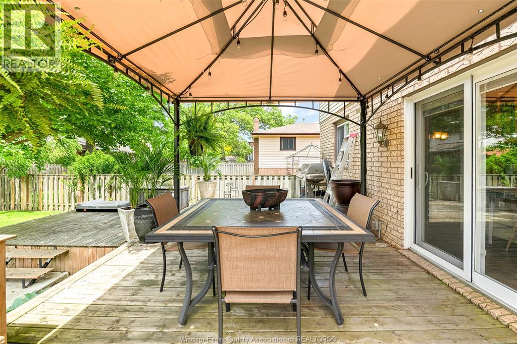 Photo 9 of 374 Ramblewood Drive, Lasalle ON
