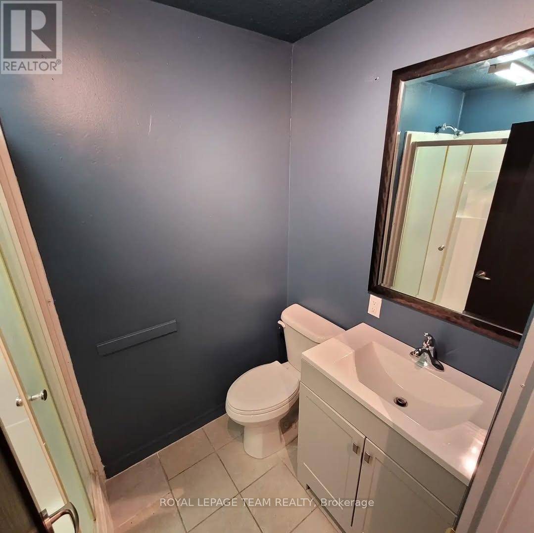 Photo 9 of 1008 St Laurent Boulevard, Ottawa ON