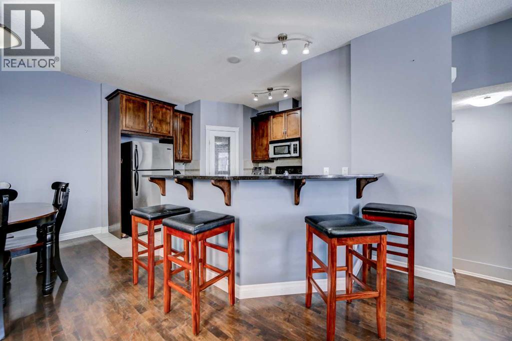 Single Family House for Sale in #   Avenue NE Tuxedo Park Calgary 