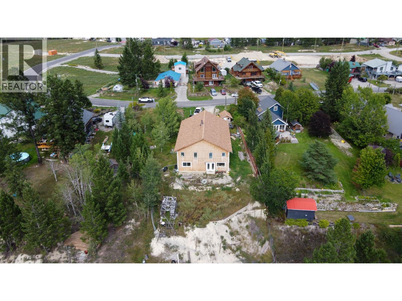 4772 Crescentwood Drive, Edgewater