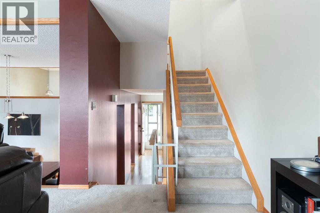 Single Family House 4 Level for Sale in  Brae Glen Crescent SW Braeside Calgary 