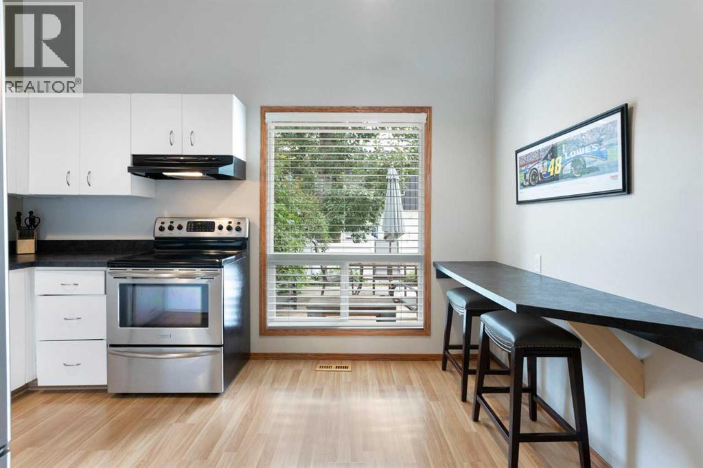 Single Family House 4 Level for Sale in  Brae Glen Crescent SW Braeside Calgary 