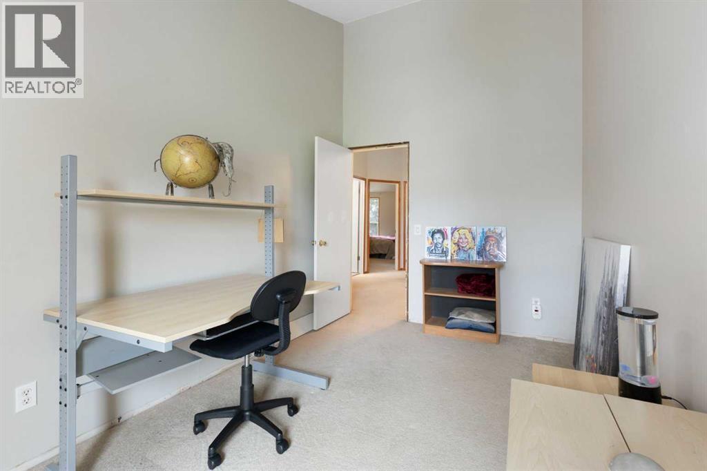 Single Family House 4 Level for Sale in  Brae Glen Crescent SW Braeside Calgary 