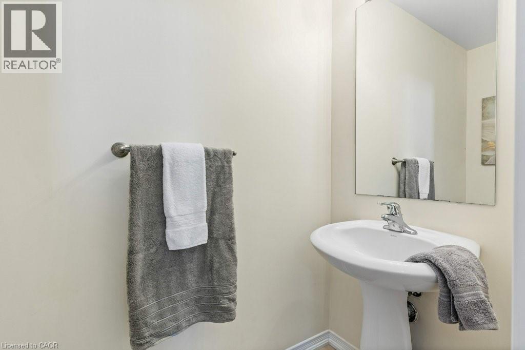 Photo 13 of 102 Trowbridge Street, Breslau ON