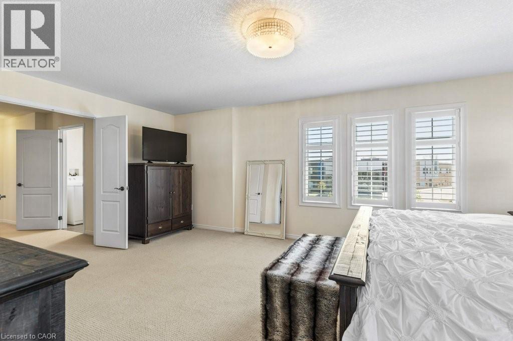 Photo 16 of 102 Trowbridge Street, Breslau ON