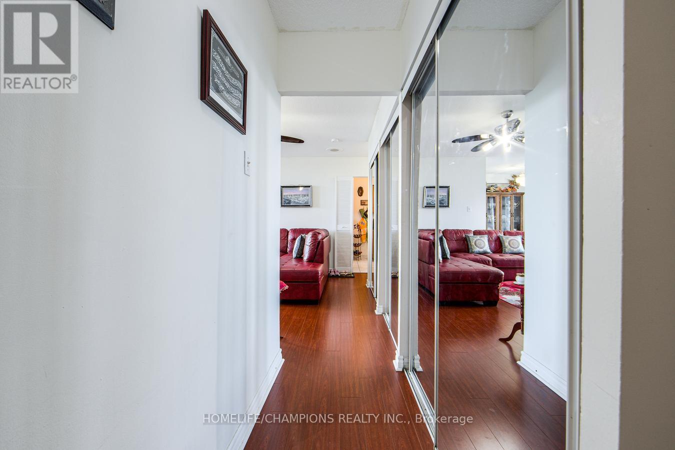 Photo 19 of 804 301 Prudential Drive S, Toronto ON