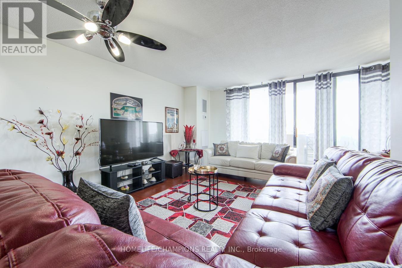 Photo 16 of 804 301 Prudential Drive S, Toronto ON