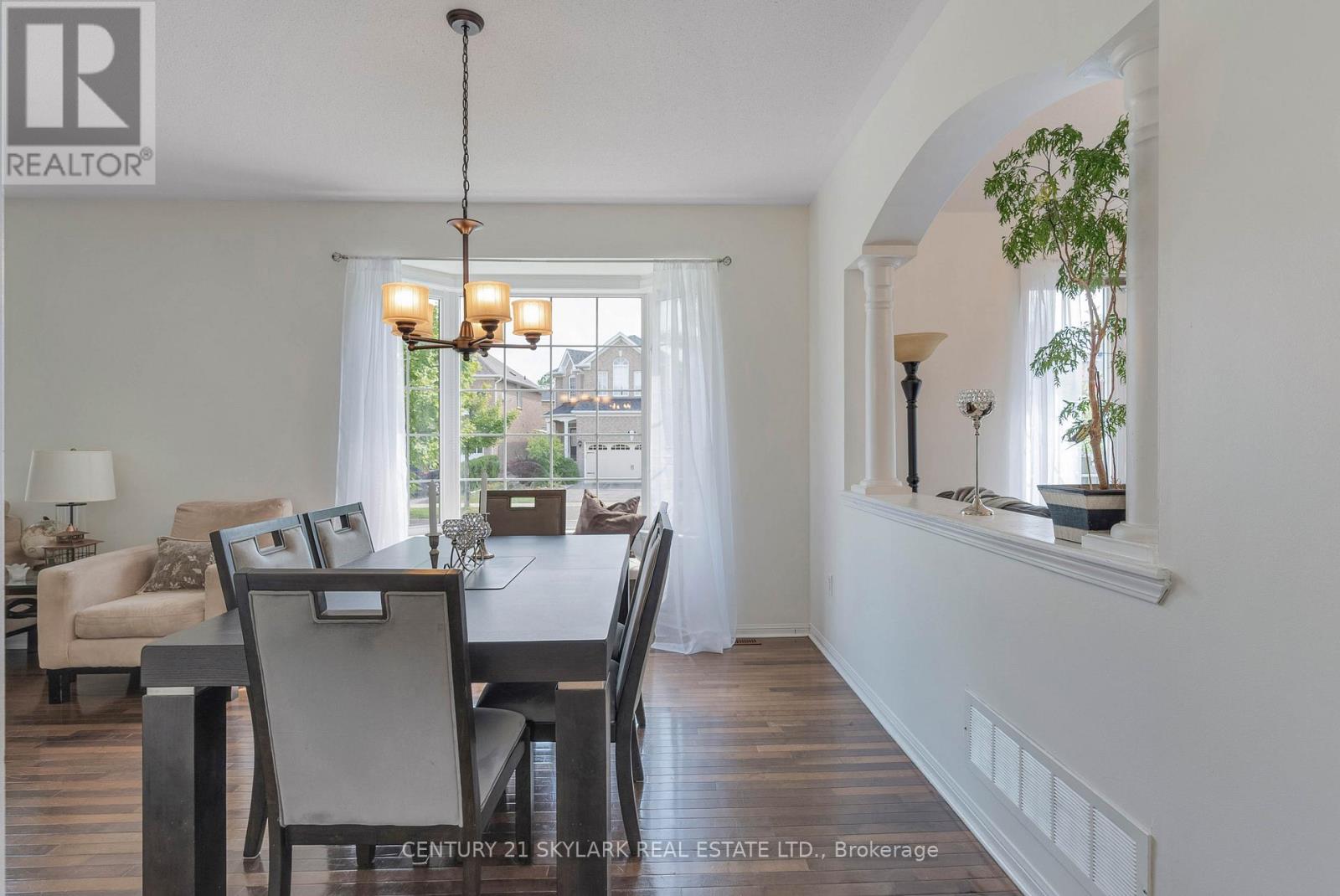 Photo 9 of 149 Newman Avenue, Richmond Hill ON