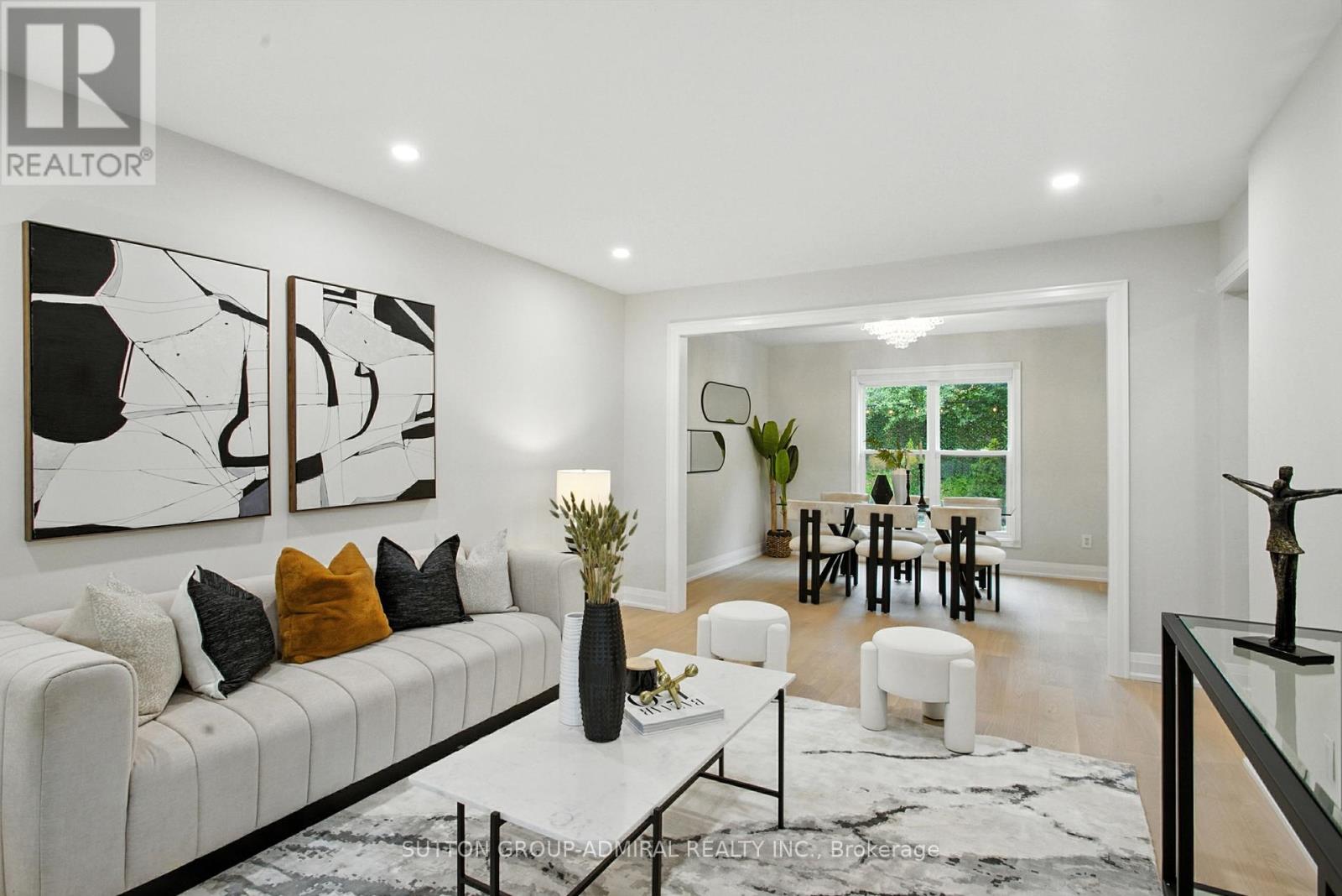 Photo 9 of 14 Willowbrook Road, Markham ON