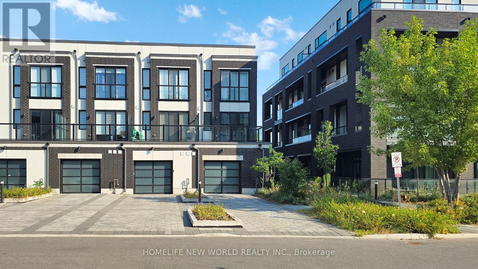Photo 34 of 1697 Bur Oak Avenue, Markham ON