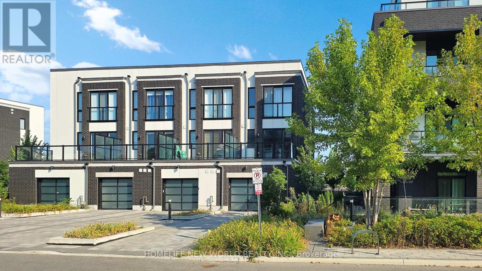Photo 35 of 1697 Bur Oak Avenue, Markham ON
