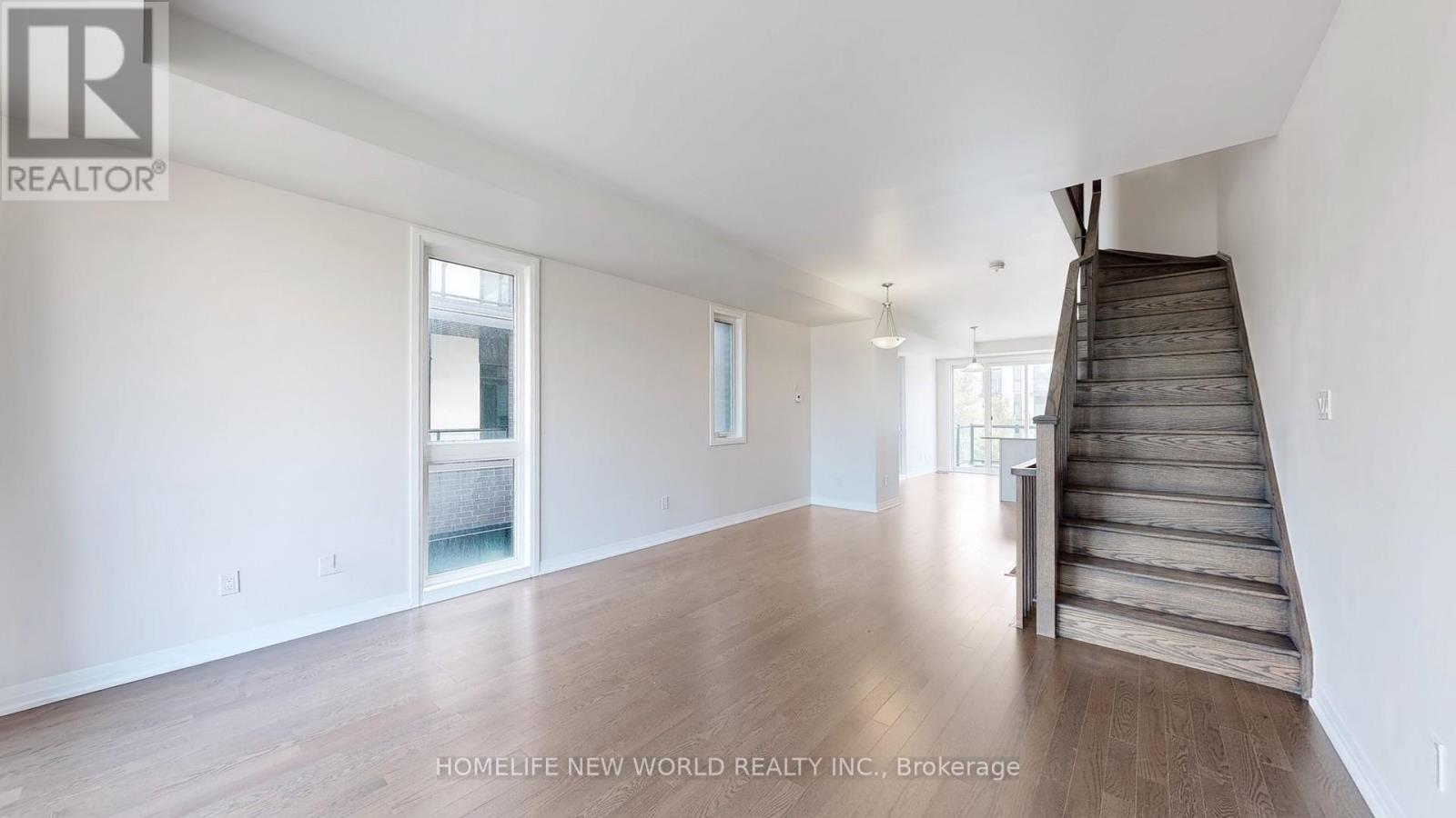 Photo 4 of 1697 Bur Oak Avenue, Markham ON