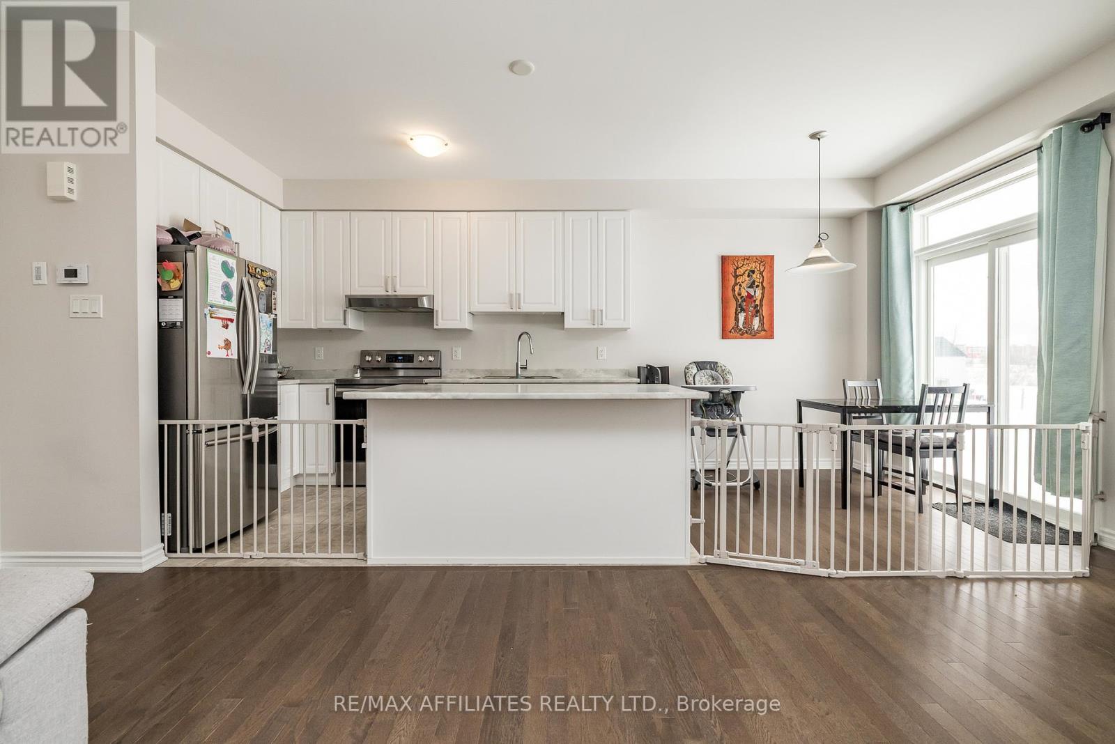 Photo 10 of 310 Livery Street, Ottawa ON