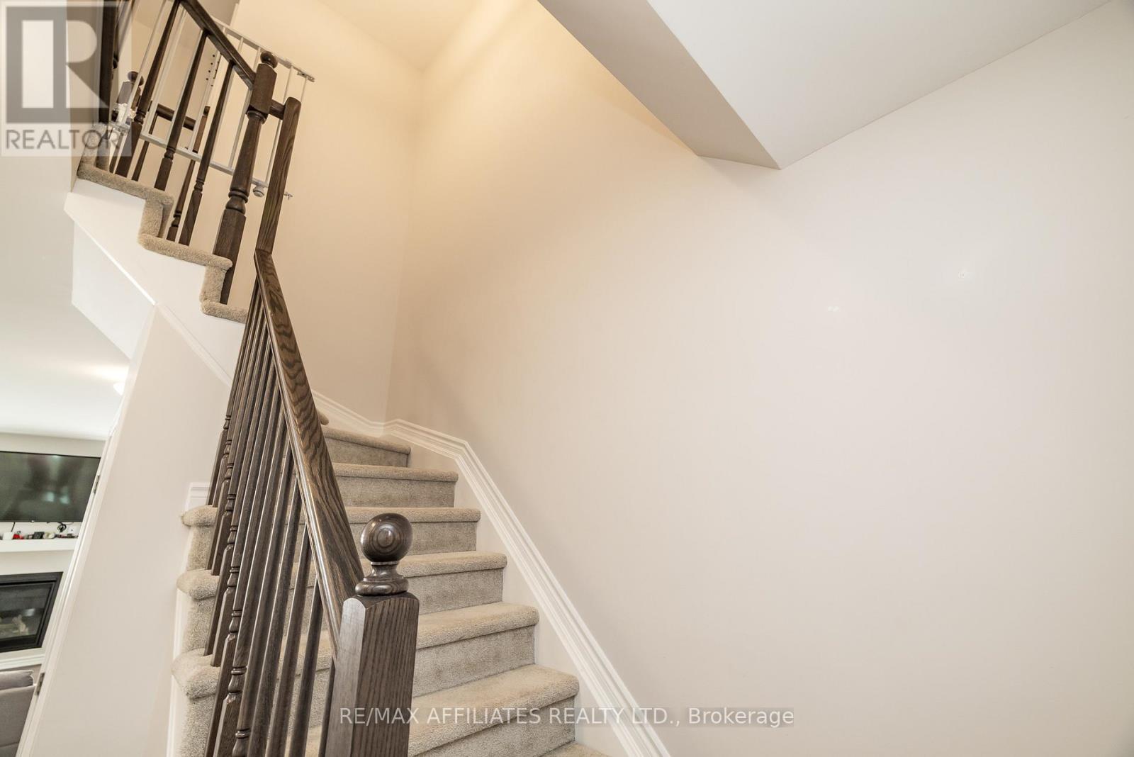 Photo 14 of 310 Livery Street, Ottawa ON