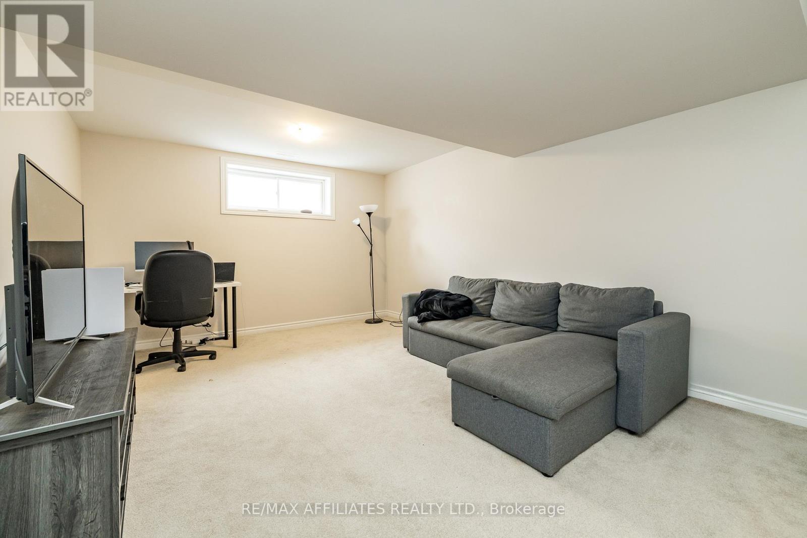 Photo 31 of 310 Livery Street, Ottawa ON
