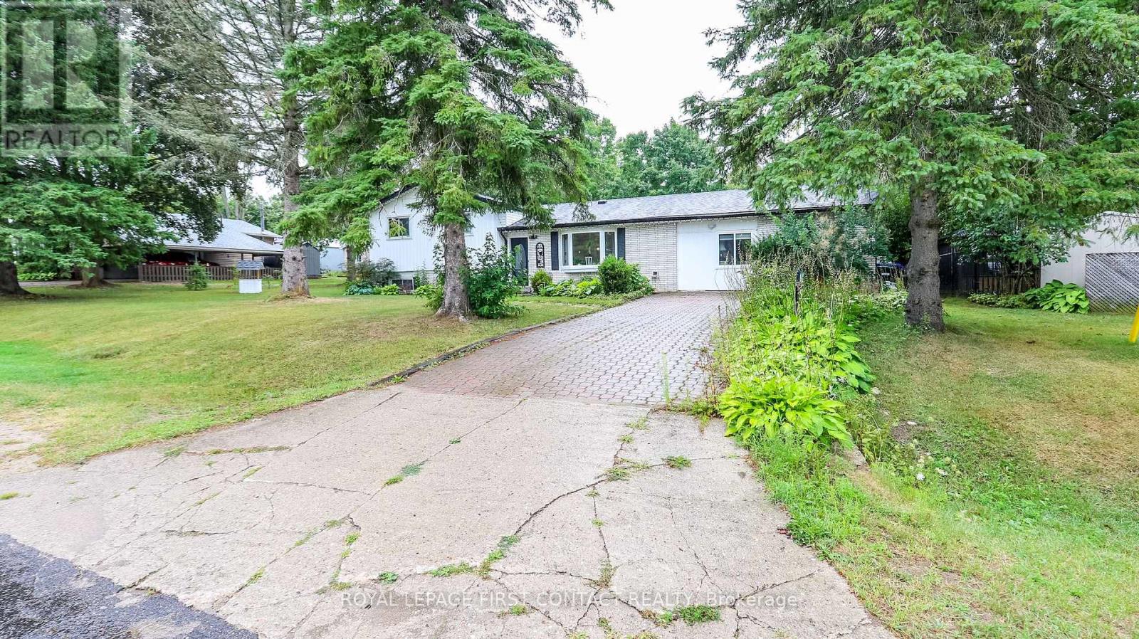 Photo 3 of 14 Conder Drive, Oromedonte ON