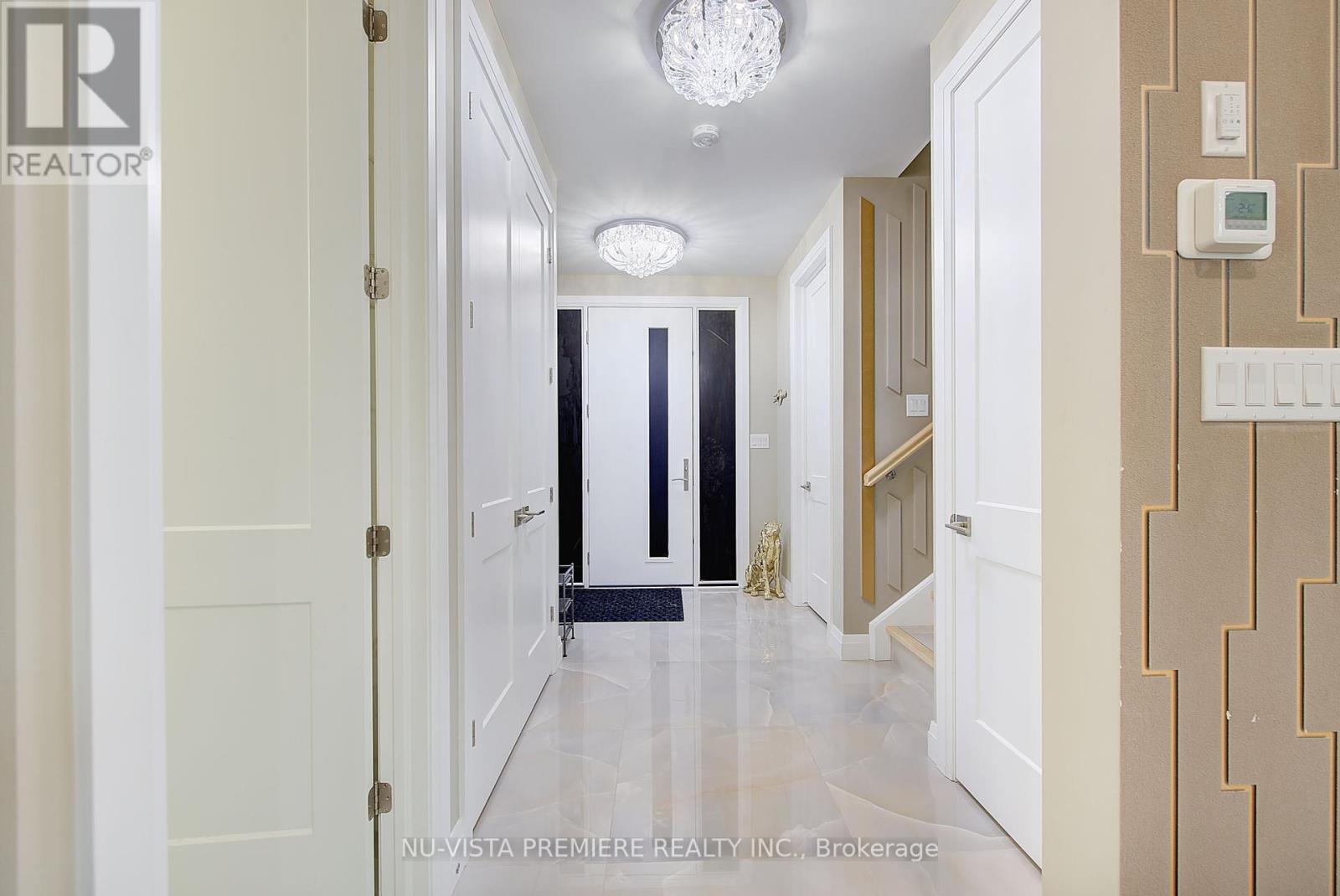 Single Family House for Sale in  MCLEOD STREET North Middlesex (Parkhill) 