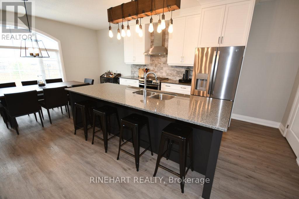 Photo 12 of 2317 Callingham Drive, London North ON