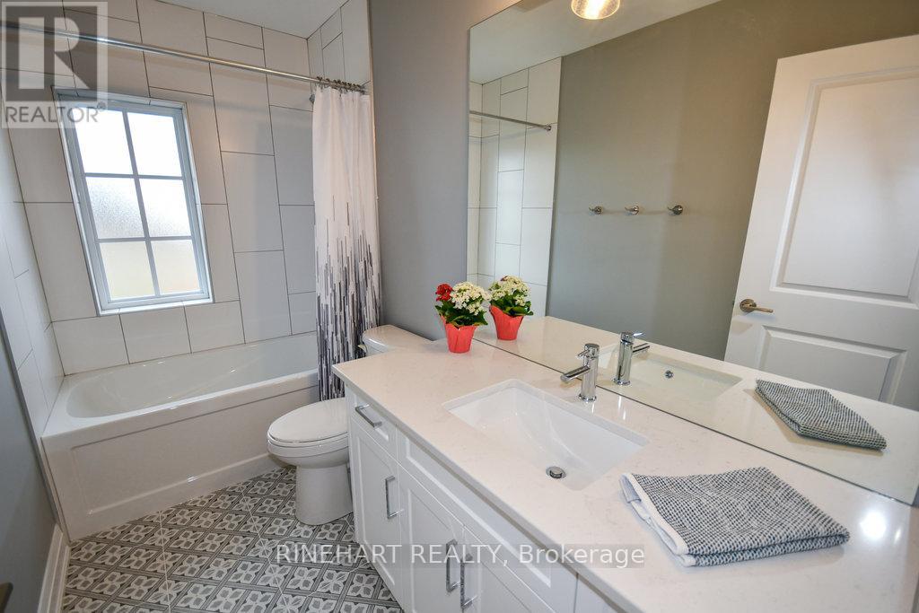 Photo 17 of 2317 Callingham Drive, London North ON