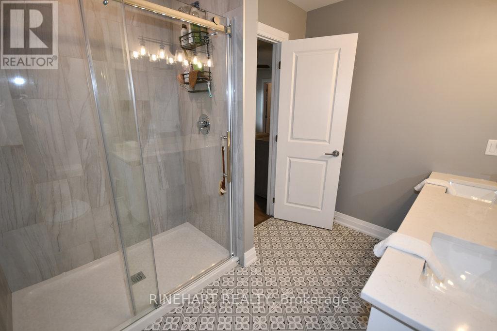Photo 23 of 2317 Callingham Drive, London North ON
