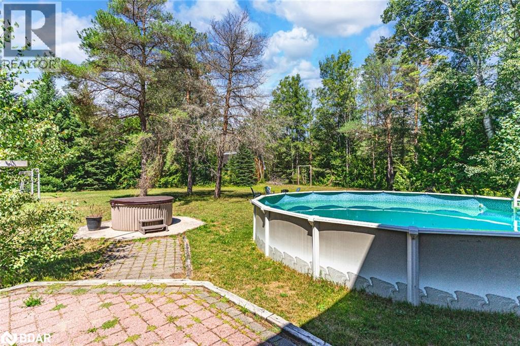 Photo 24 of 20 Hillview Crescent, Midhurst ON
