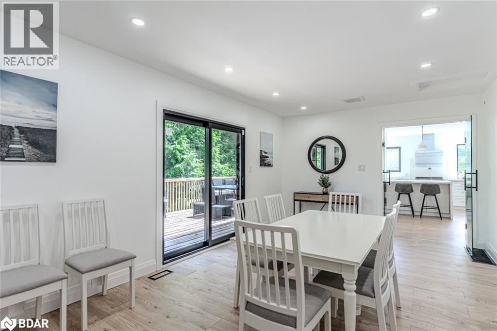 Photo 7 of 20 Hillview Crescent, Midhurst ON