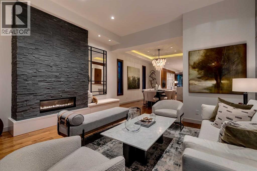 Single Family House for Sale in   Street NW Hillhurst Calgary 